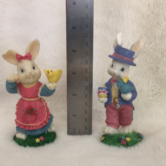 Easter Jubilee Boxed Set Bunny Rabbit Family Ceramic Figurines Easter Village - Picture 9 of 13